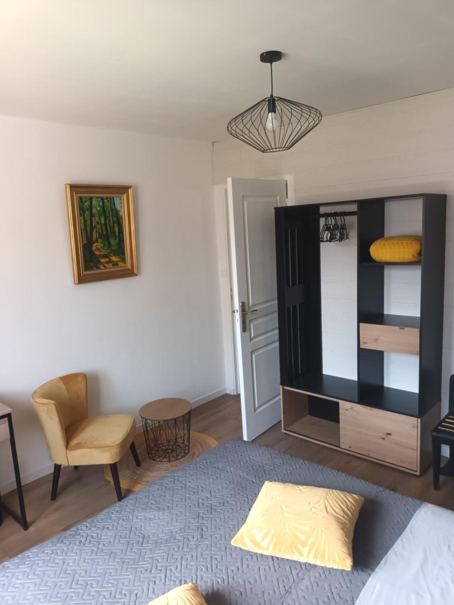 Le Samui Villa Saint-Hilaire-sur-Yerre Bagian luar foto